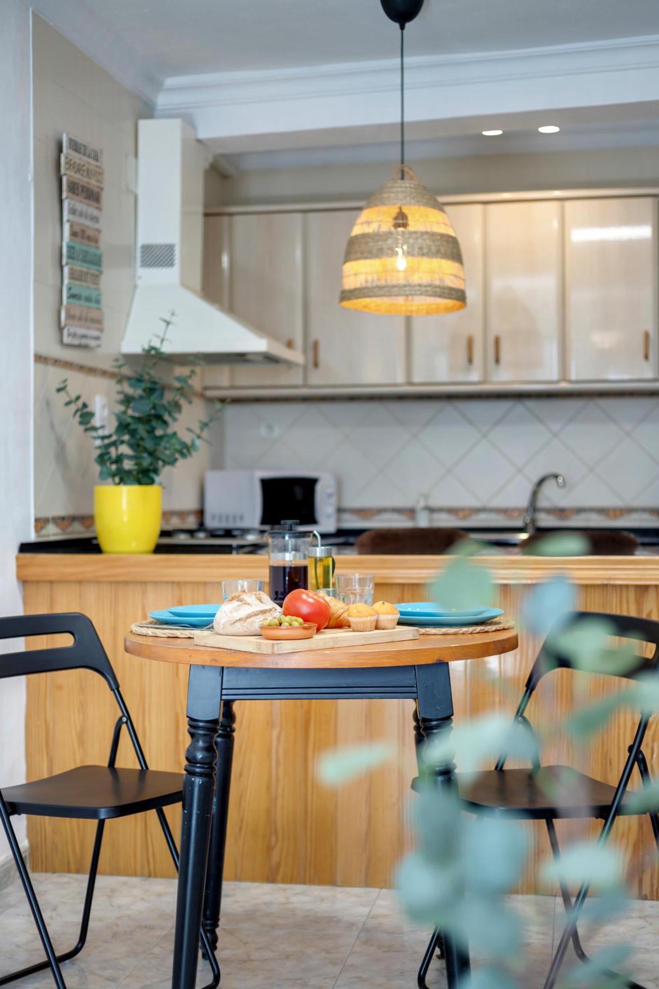 Casa De La Montana Apartments Sayalonga Eksteriør billede