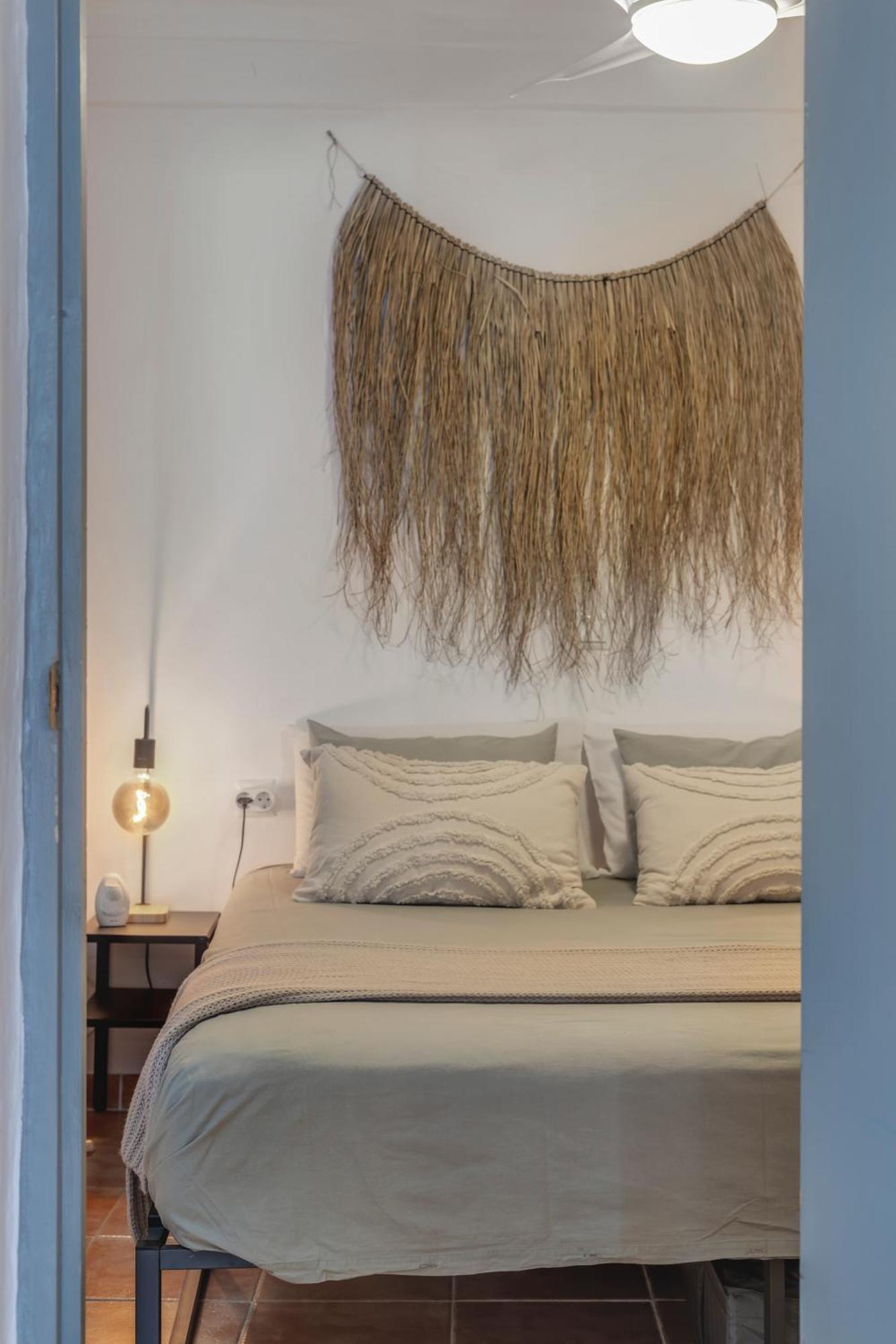 Casa De La Montana Apartments Sayalonga Eksteriør billede